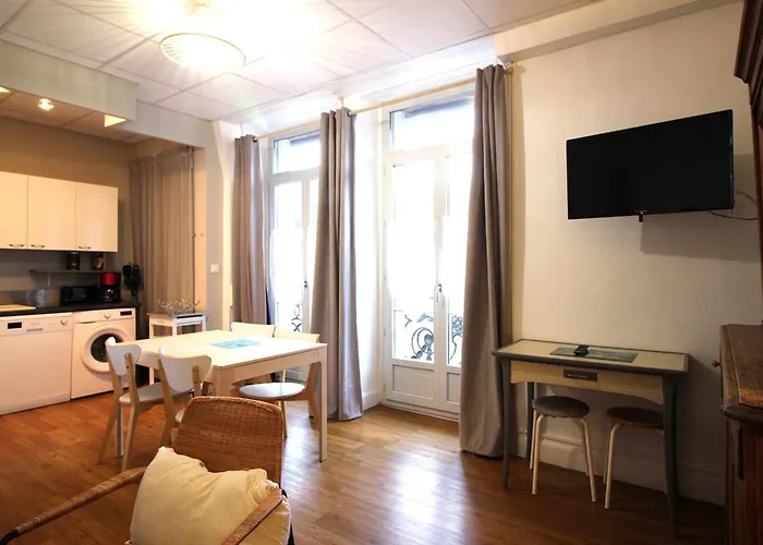 Appartement Confortable T3 Avec Wi-fi à 200m Des Thermes - 5 Couchages Max - Fr-1-608-260 La Bourboule